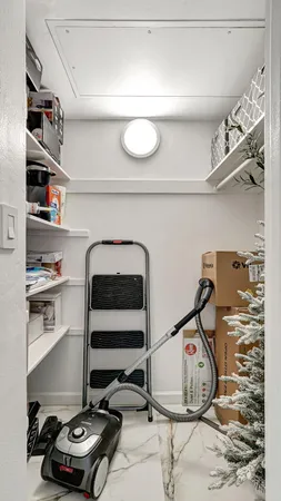 $3,000 | 3000 South Ocean Drive, Unit 920, Hollywood, FL 33019