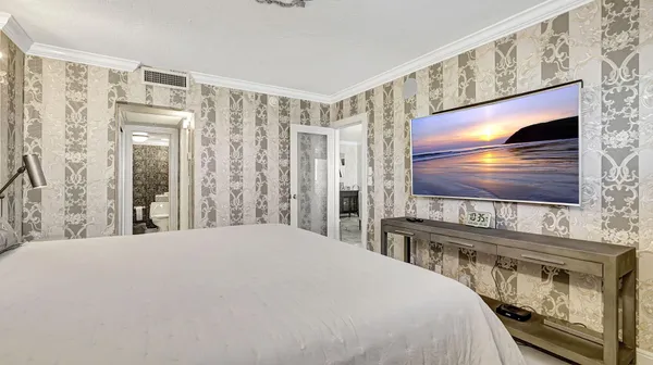 $3,000 | 3000 South Ocean Drive, Unit 920, Hollywood, FL 33019