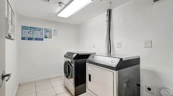 $3,000 | 3000 South Ocean Drive, Unit 920, Hollywood, FL 33019