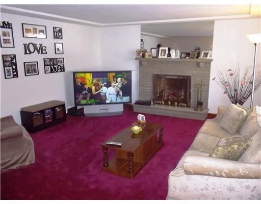 Living Room. 
