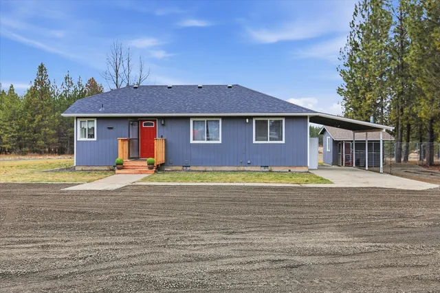 $575,000 | 10609 South Degray Lane, Spokane, WA 99224