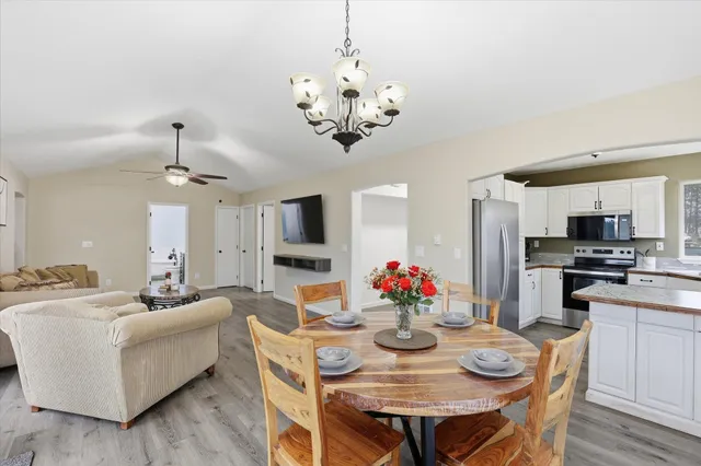 $575,000 | 10609 South Degray Lane, Spokane, WA 99224