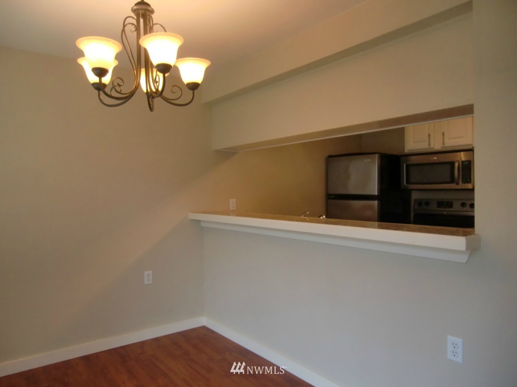 412 Center Road, Unit C1 Everett, WA 98204 - Photo 5 of 18