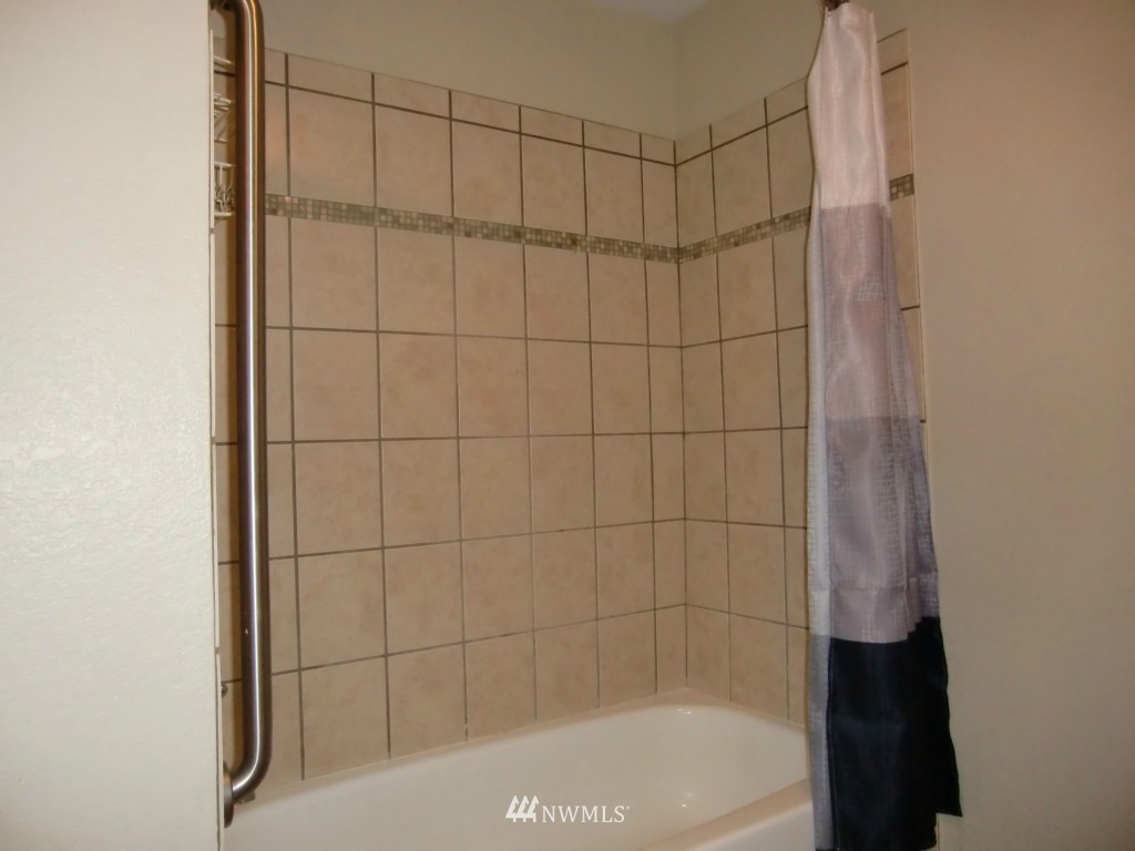 412 Center Road, Unit C1 Everett, WA 98204 - Photo 8 of 18