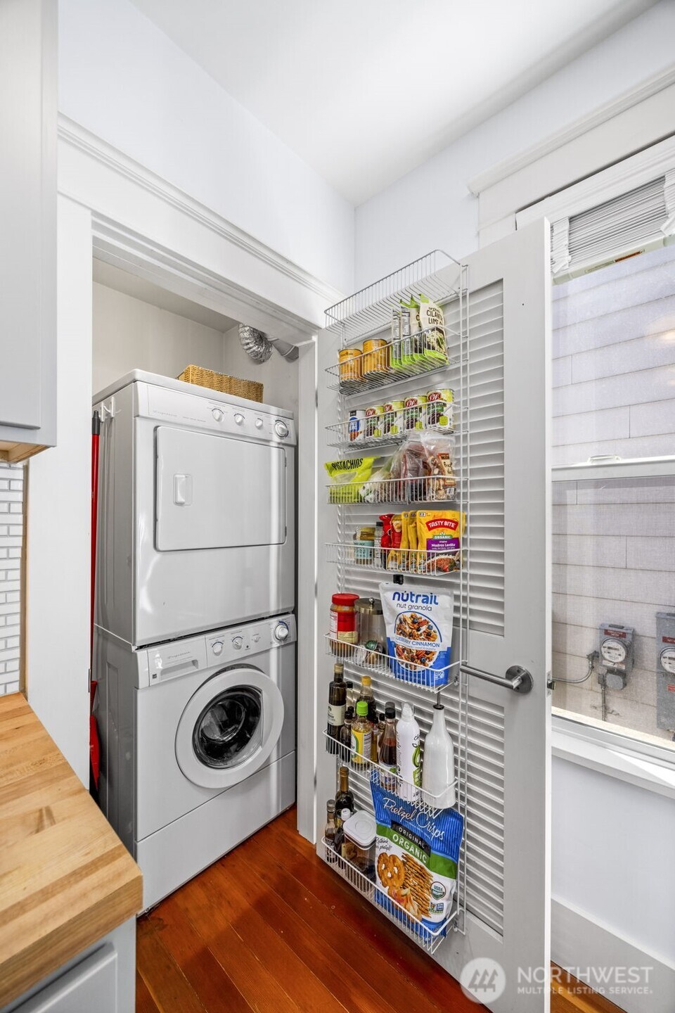 4420 Dayton Avenue North, Unit 2 Seattle, WA 98103 - Photo 12 of 16