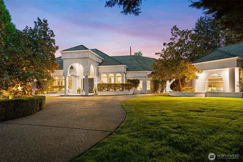 $4,500,000 | 19267 Northeast 149th Street, Woodinville, WA 98077