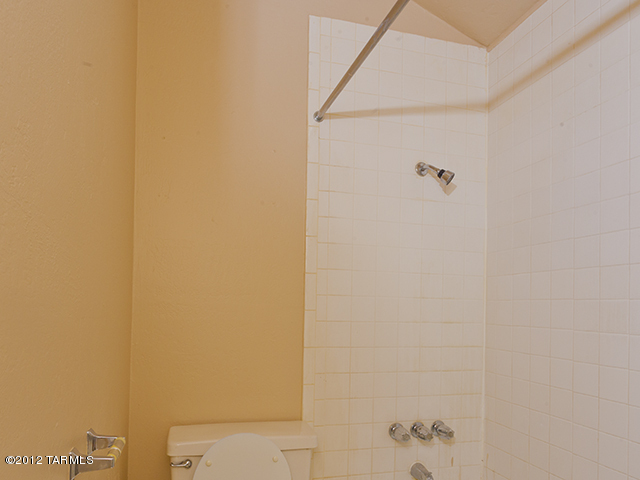3106-3108 East Greenlee Road Tucson, AZ 85716 - Photo 10 of 25
