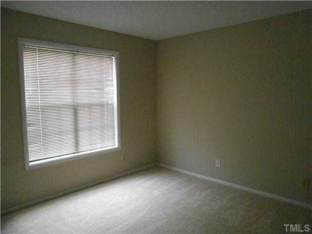 3700 Chimney Ridge Place, Unit 105 Durham, NC 27713 - Photo 8 of 12 Gallery Image 8