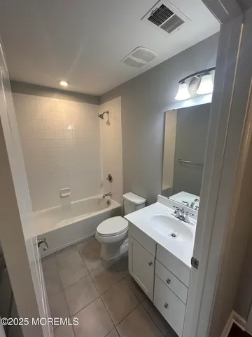 $3,500 | 201 Rio Grande Drive, Unit 401, Toms River, NJ 08755