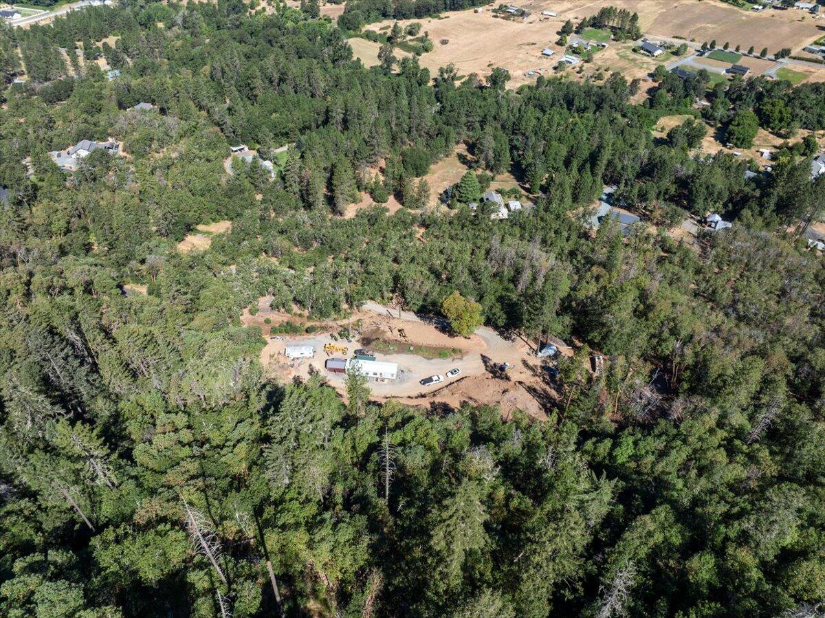 1050 Wards Creek Road Rogue River, OR 97537 - Photo 6 of 20 14-DJI_0485