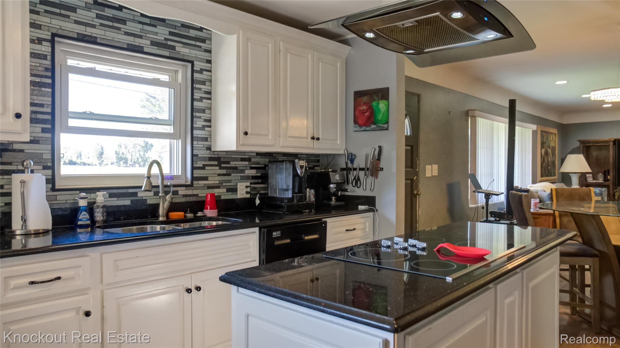 2640 Shattuck Road Saginaw, MI 48603 - Photo 9 of 44 Shattuck-9.jpg