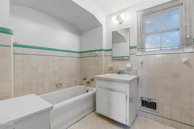 $2,195,000 | 10448 Cheviot Drive, Los Angeles, CA 90064