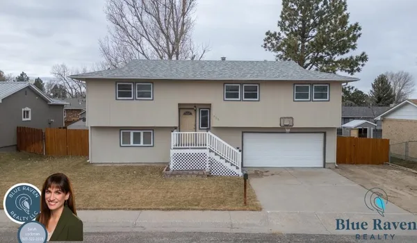 $305,000 | 905 19th Street, Wheatland, WY 82201