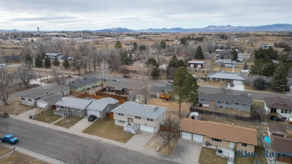 $305,000 | 905 19th Street, Wheatland, WY 82201