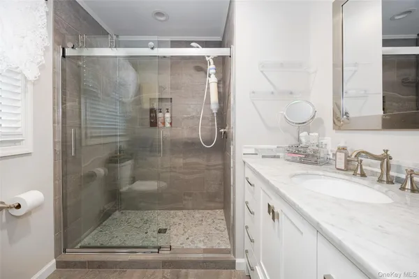 $795,000 | 8 Willow Road, Beacon, NY 12508