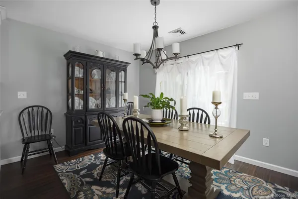 $795,000 | 8 Willow Road, Beacon, NY 12508