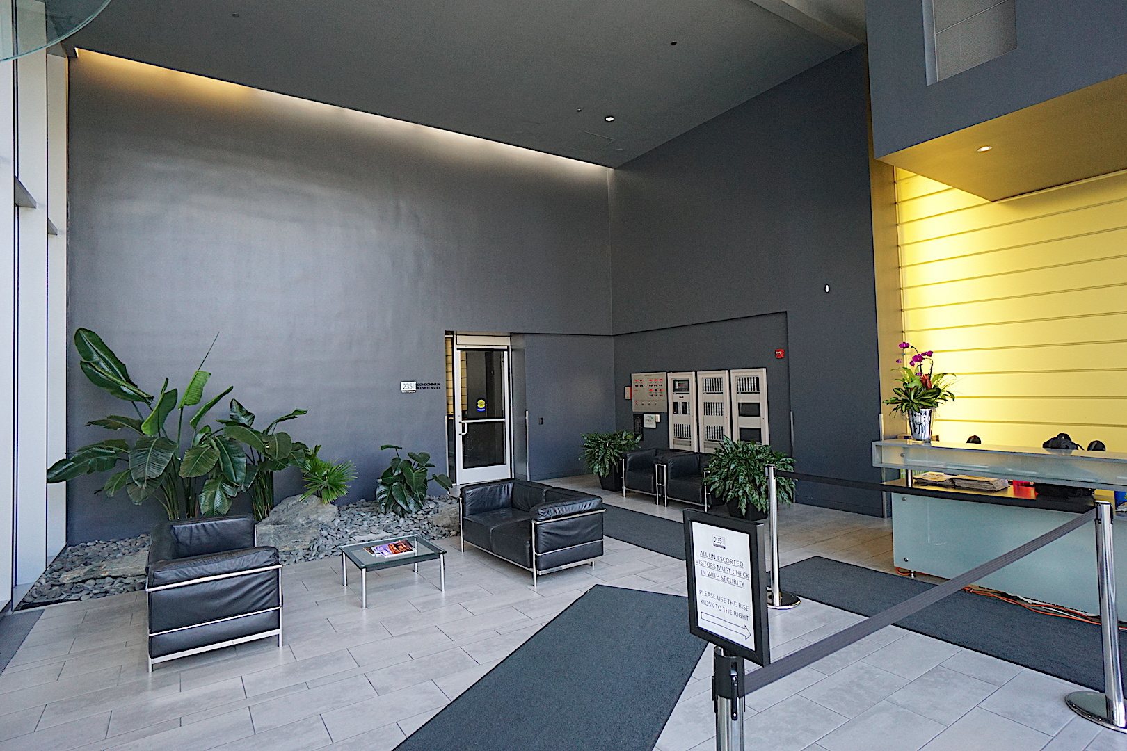 235 West Van Buren Street, Unit 2813 Chicago, IL 60607 - Photo 4 of 18