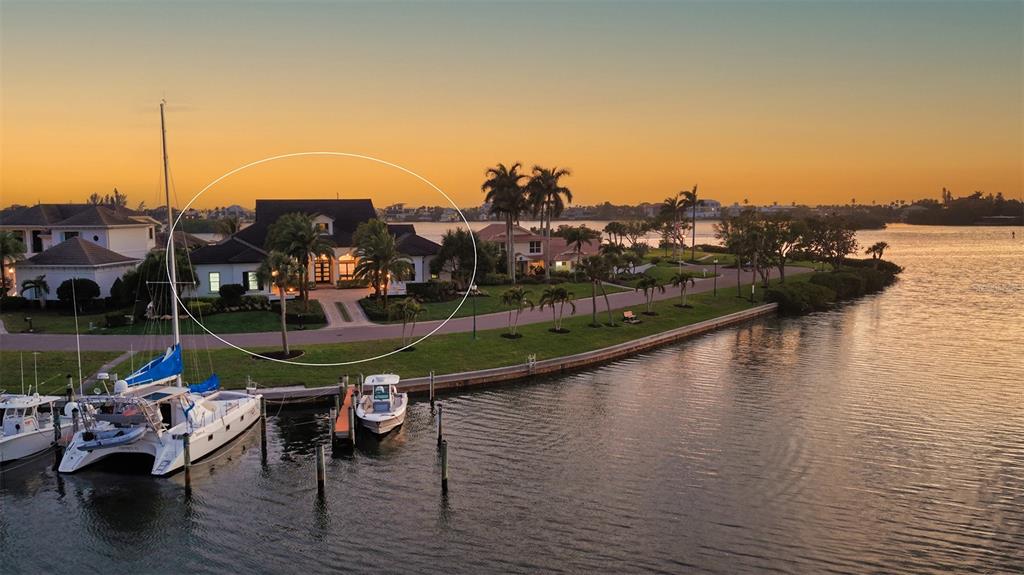 313 Lookout Point Drive Osprey, FL 34229 - Photo 25 of 100