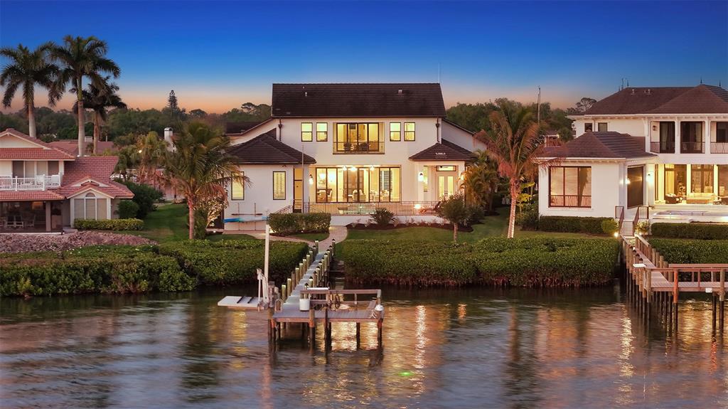 313 Lookout Point Drive Osprey, FL 34229 - Photo 4 of 100