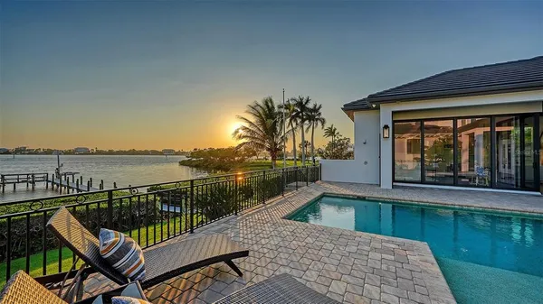$5,999,999 | 313 Lookout Point Drive, Osprey, FL 34229