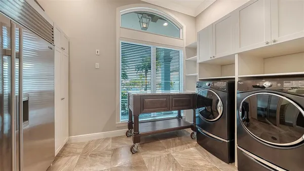 $5,999,999 | 313 Lookout Point Drive, Osprey, FL 34229