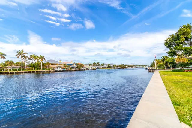 $310,000 | 745 Southeast 19th Avenue, Unit 124, Deerfield Beach, FL 33441