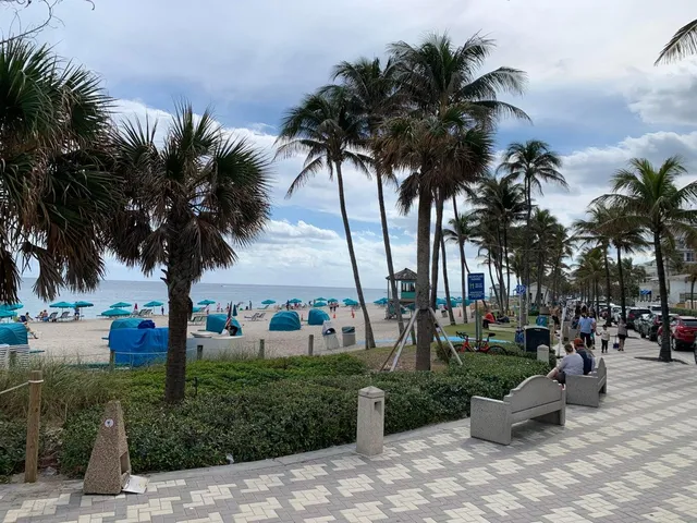 $310,000 | 745 Southeast 19th Avenue, Unit 124, Deerfield Beach, FL 33441