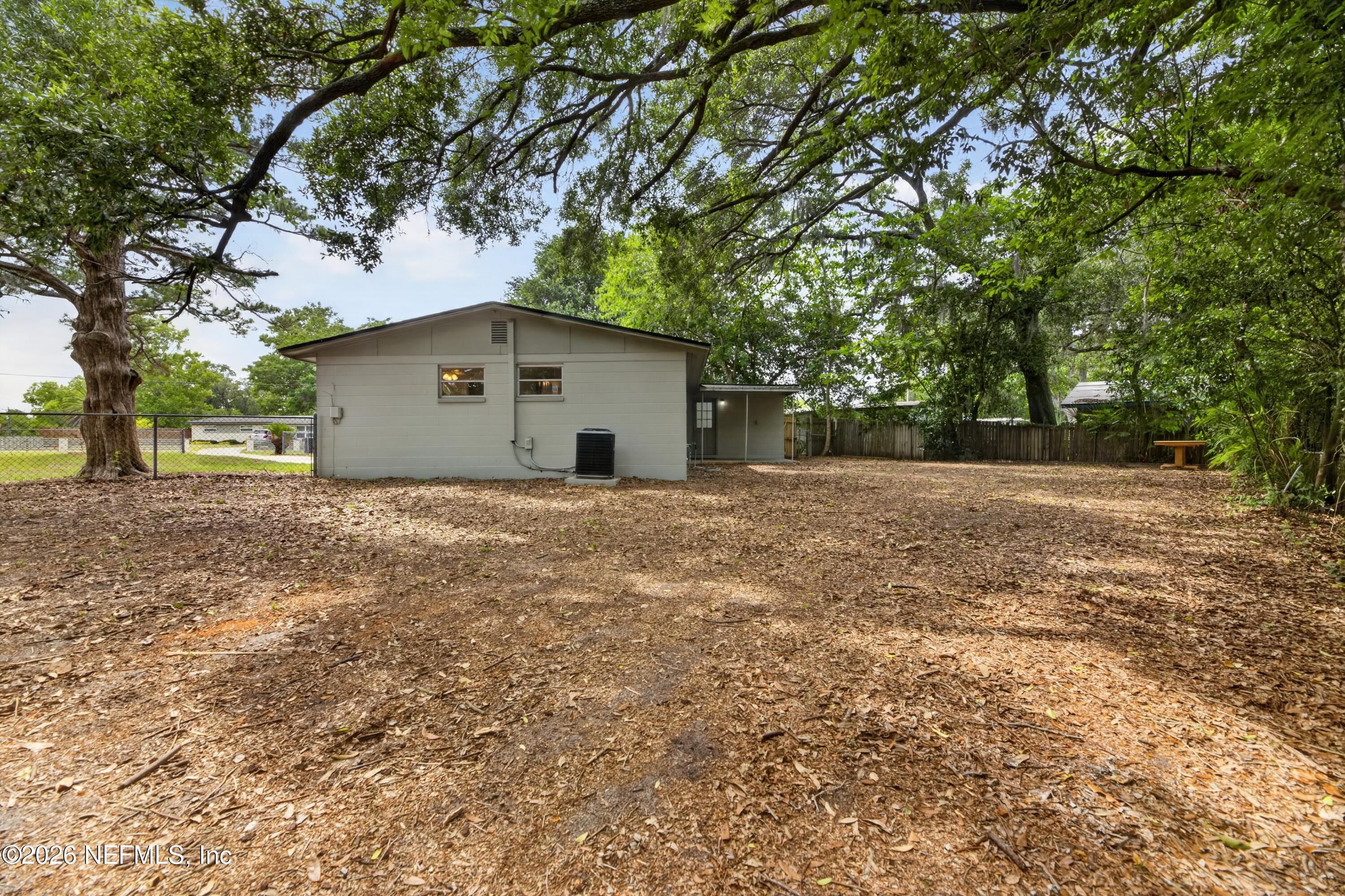398 Toccoa Road Orange Park, FL 32073 - Photo 34 of 36 AZ3A3734