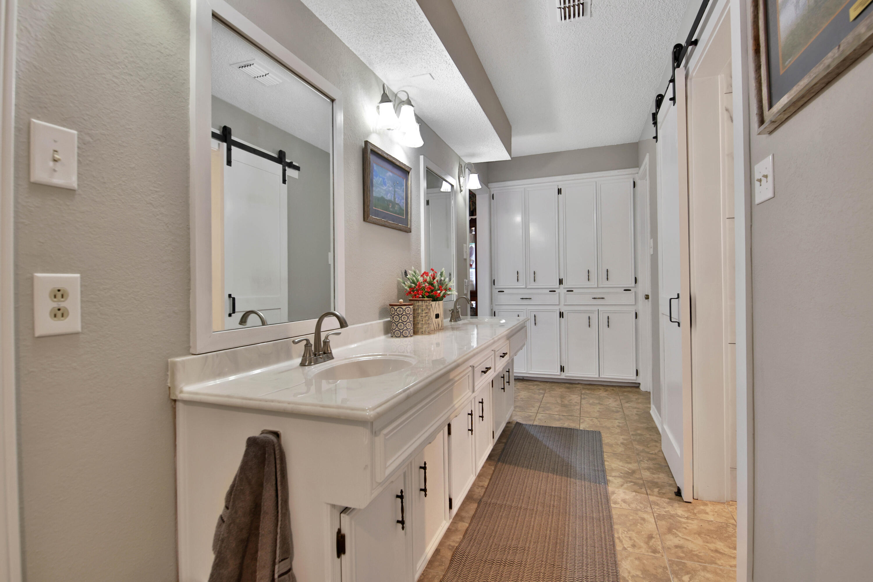 5514 73rd Street Lubbock, TX 79424 - Photo 15 of 32 1L1A0497