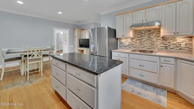 $689,000 | 300 Silverleaf Court, Greenville, NC 27834