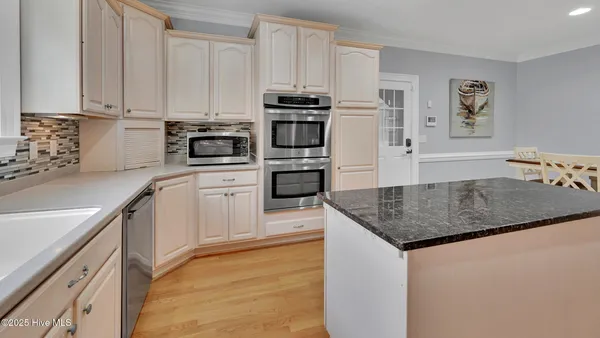 $637,500 | 300 Silverleaf Court, Greenville, NC 27834