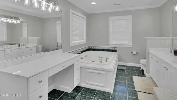 $637,500 | 300 Silverleaf Court, Greenville, NC 27834