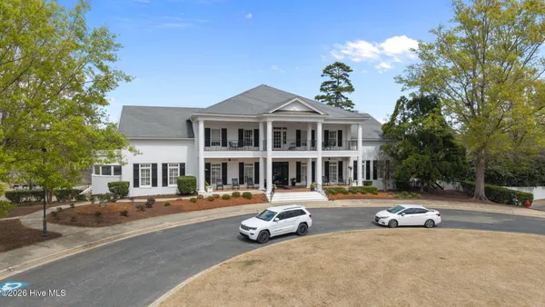 $637,500 | 300 Silverleaf Court, Greenville, NC 27834