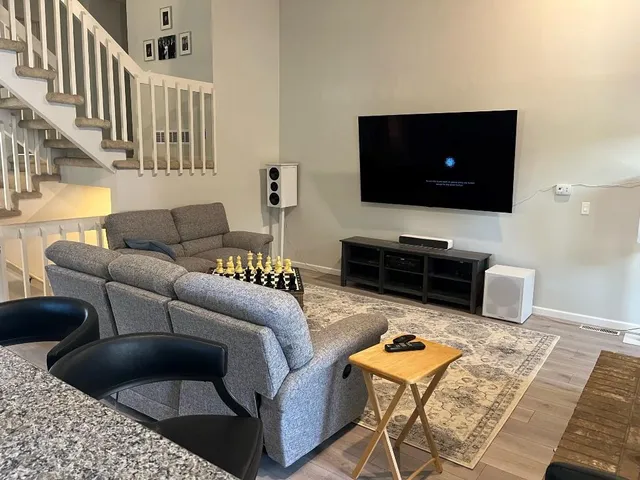 $455,000 | 8545 Westgate Drive, Lenexa, KS 66215