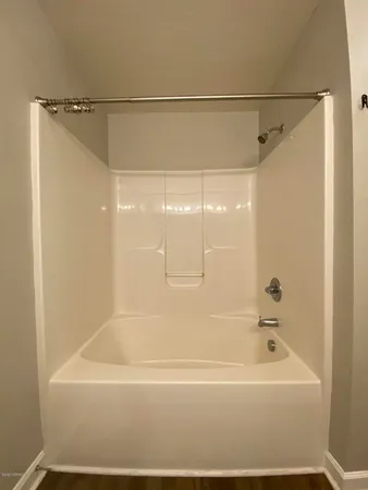 $1,200 | 805 Springwood Drive, Jacksonville, NC 28546