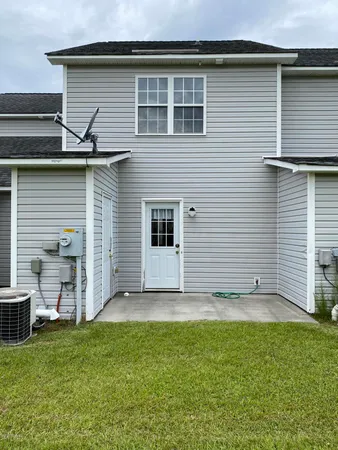 $1,200 | 805 Springwood Drive, Jacksonville, NC 28546