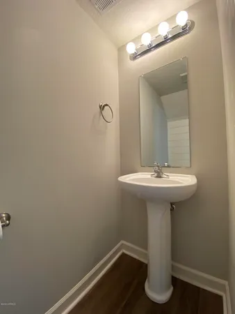 $1,200 | 805 Springwood Drive, Jacksonville, NC 28546