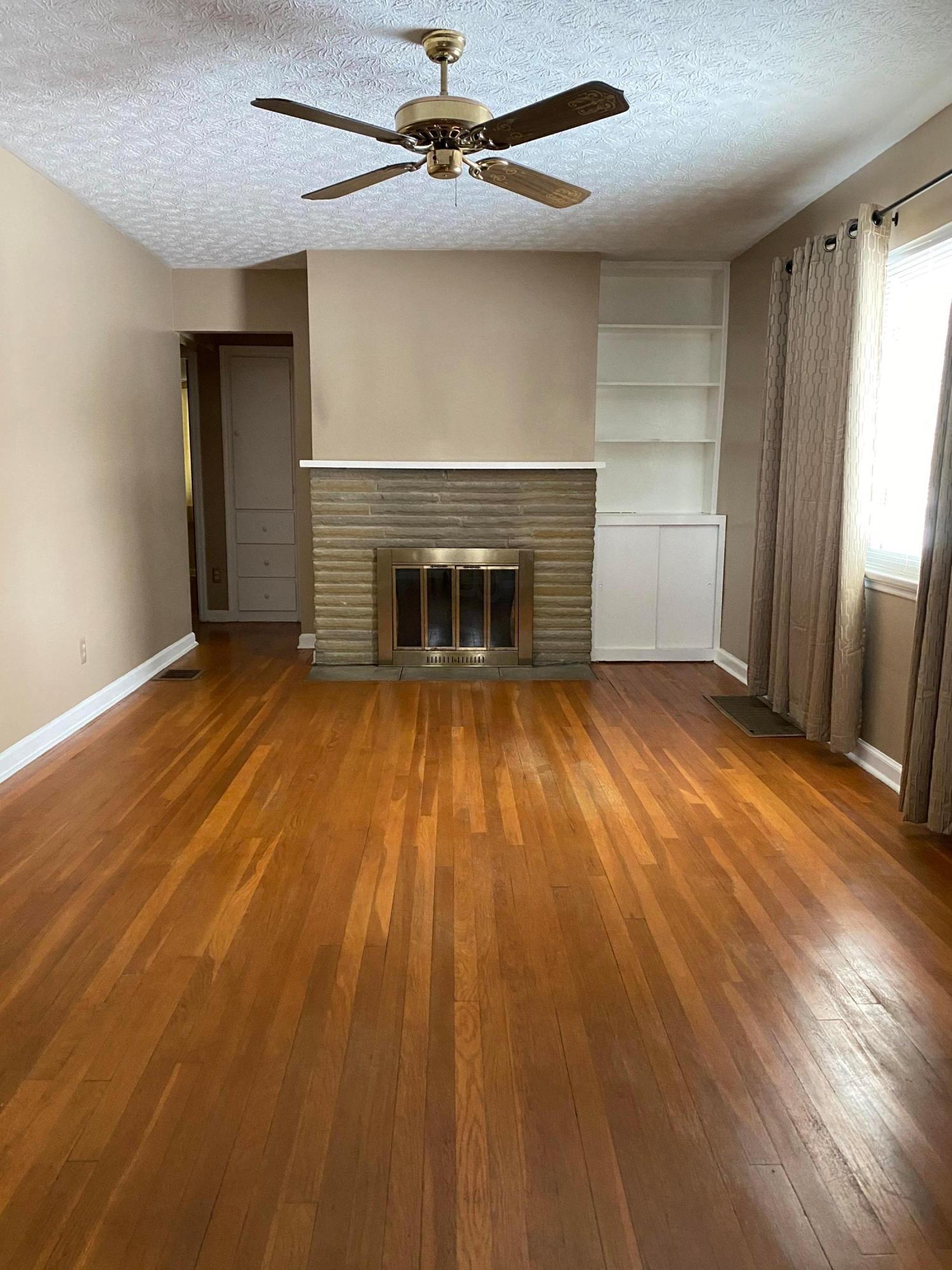 2169 Cranford Road Columbus, OH 43221 - Photo 4 of 20