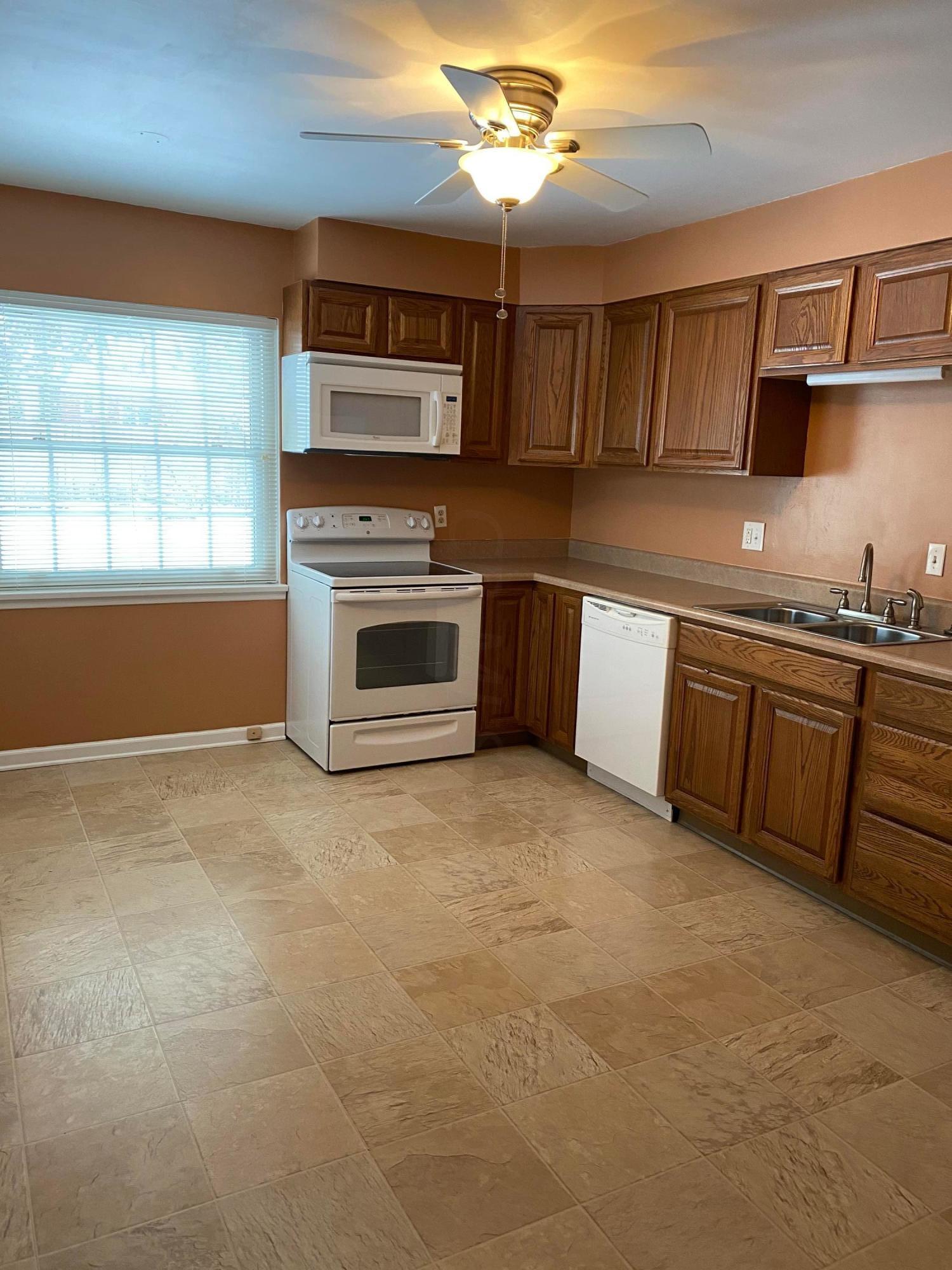 2169 Cranford Road Columbus, OH 43221 - Photo 6 of 20