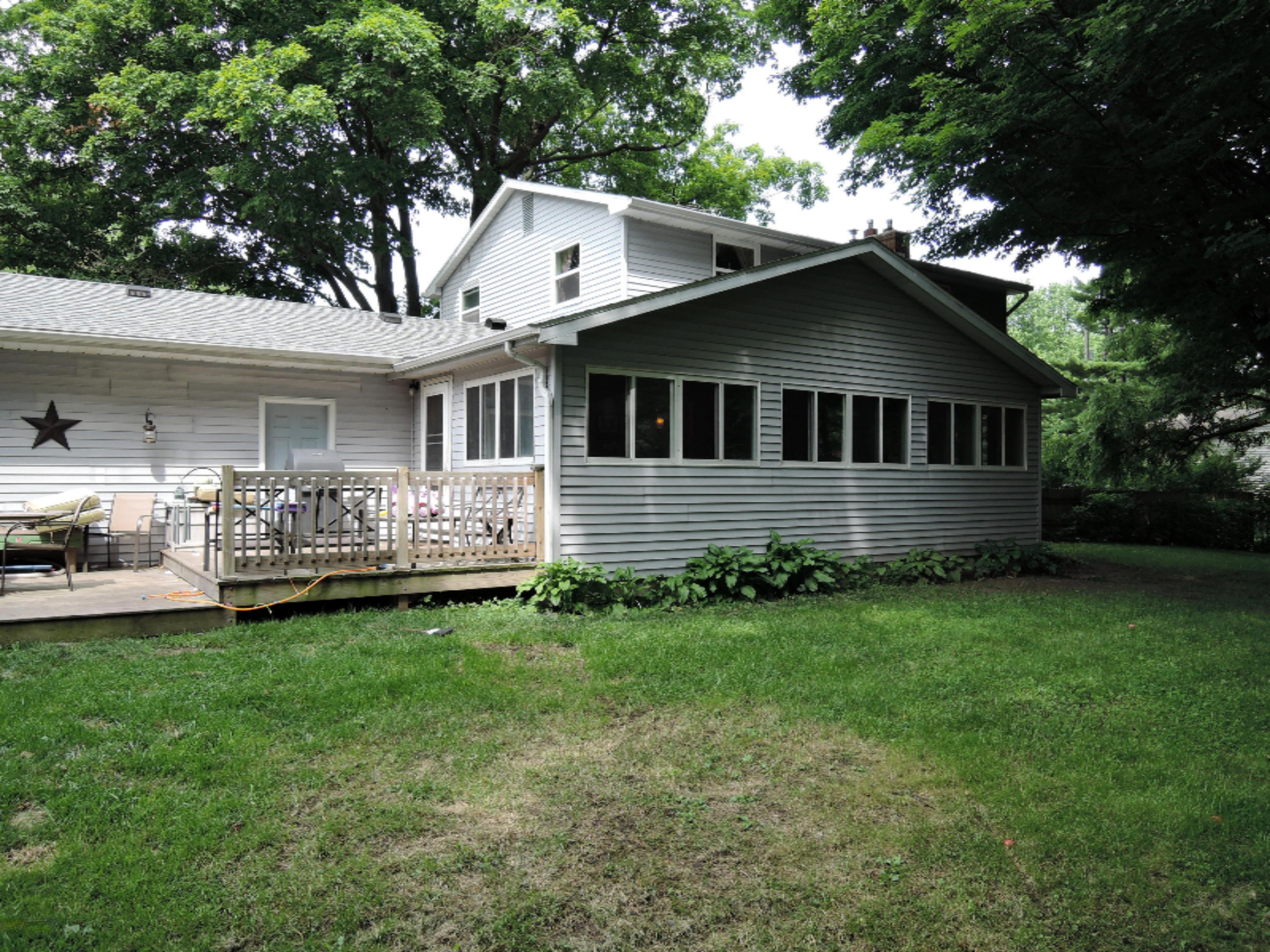 3814 Stonegate Road Kalamazoo, MI 49004 - Photo 27 of 34 3814 Stonegate
