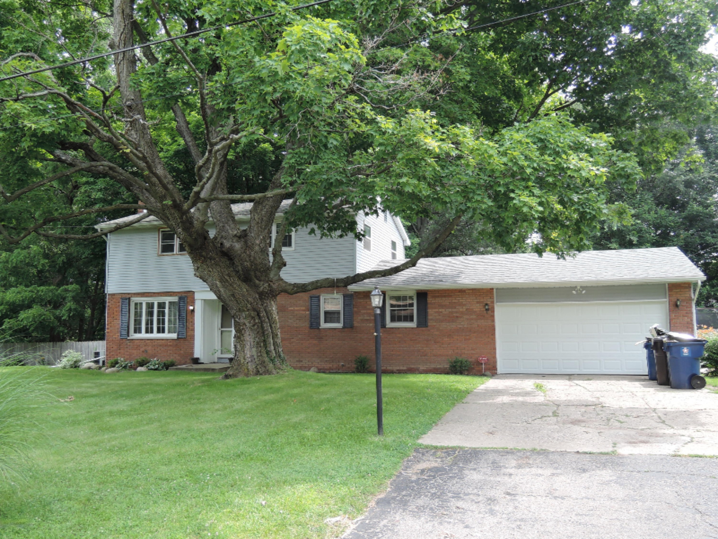 3814 Stonegate Road Kalamazoo, MI 49004 - Photo 29 of 34 3814 Stonegate