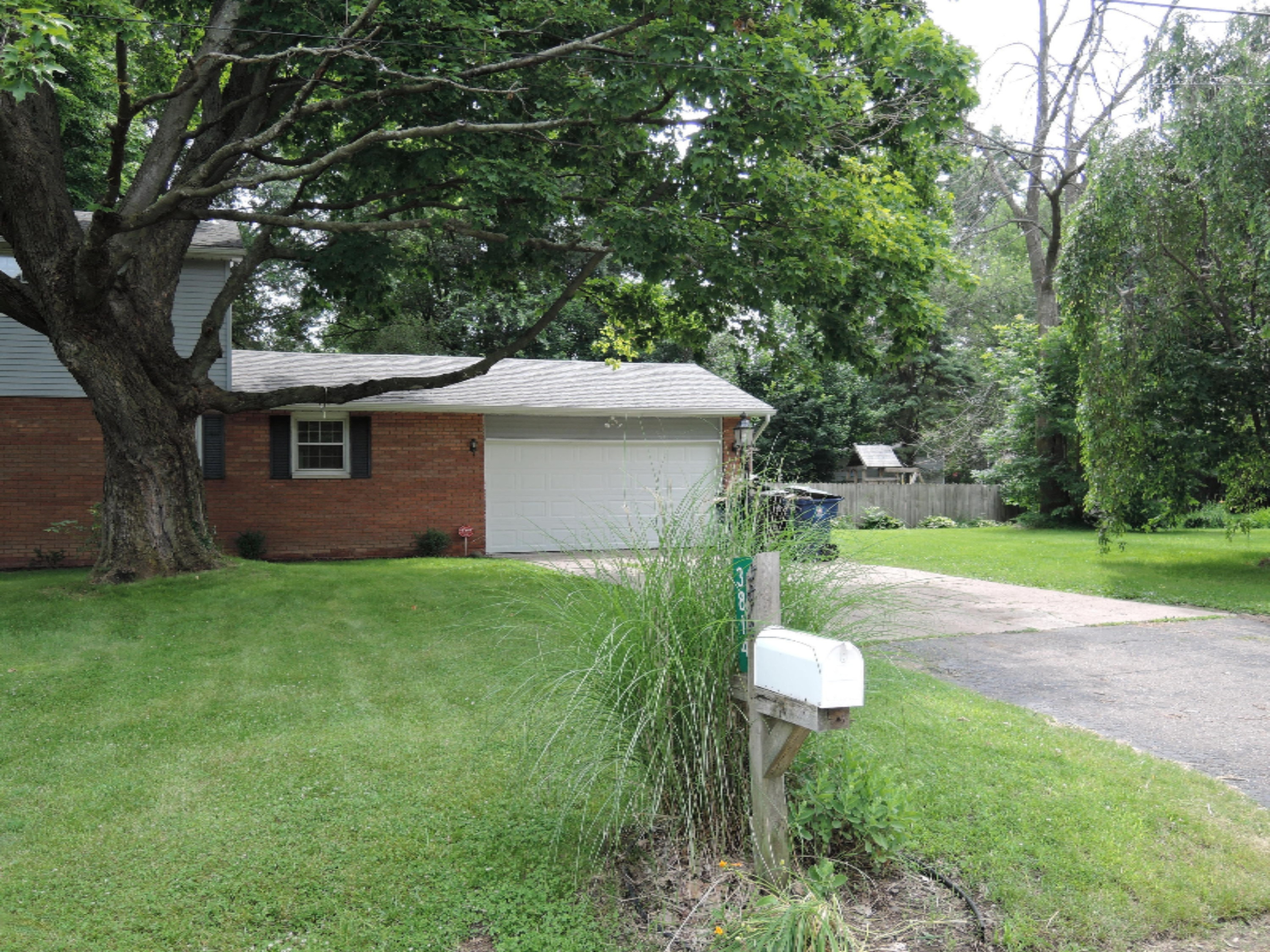 3814 Stonegate Road Kalamazoo, MI 49004 - Photo 33 of 34 3814 Stonegate