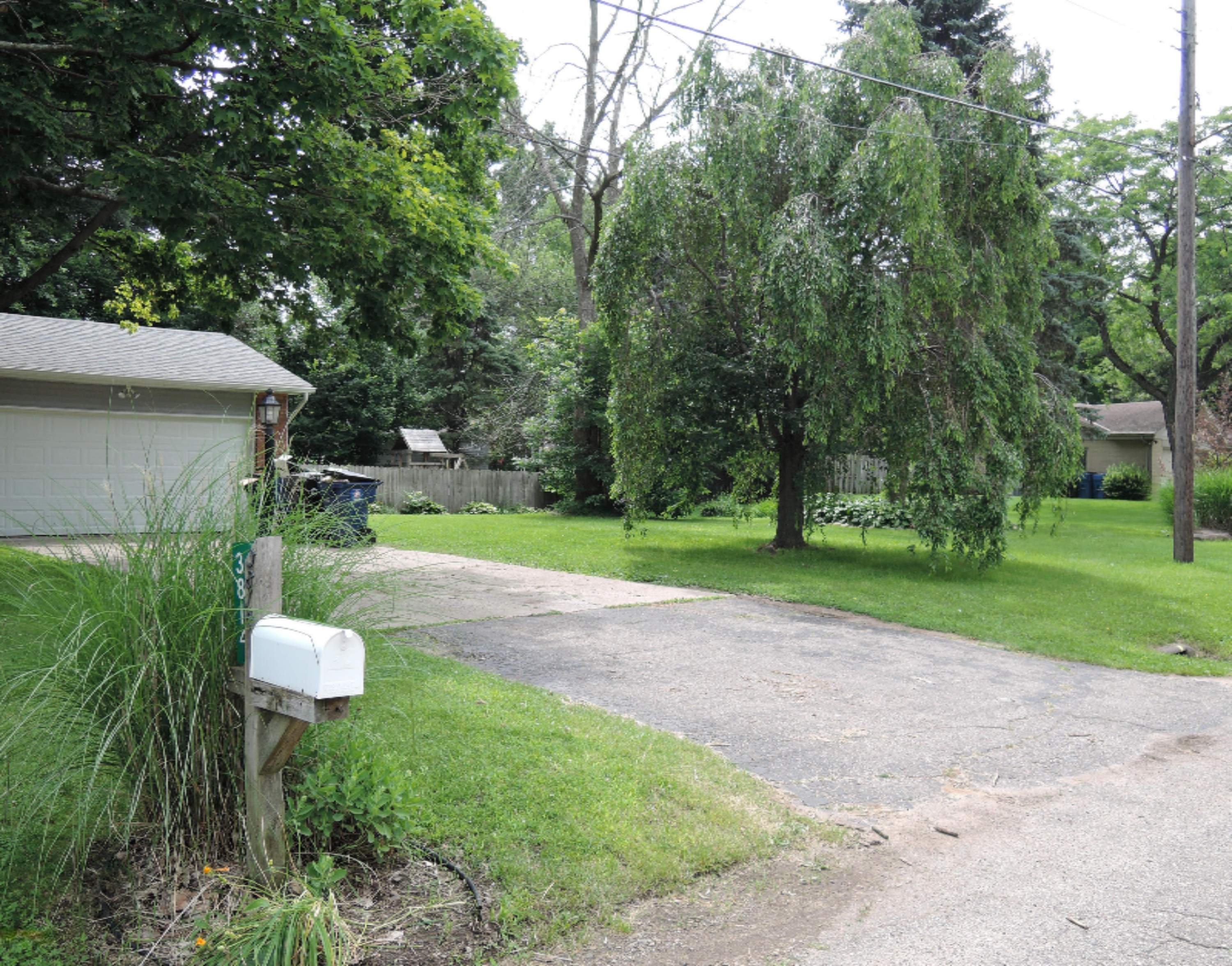 3814 Stonegate Road Kalamazoo, MI 49004 - Photo 34 of 34 3814 Stonegate