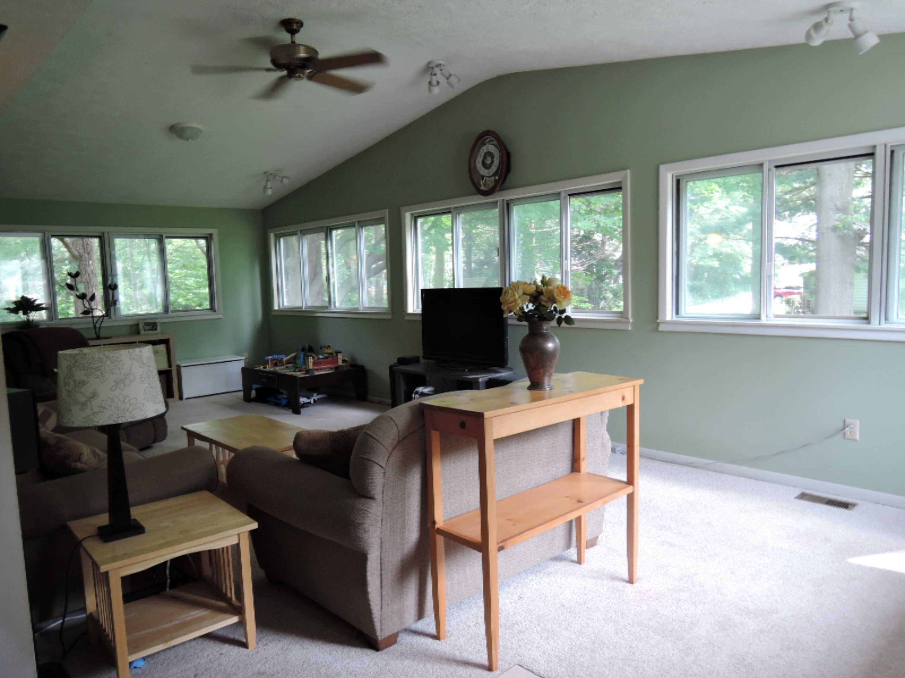 3814 Stonegate Road Kalamazoo, MI 49004 - Photo 9 of 34 3814 Stonegate