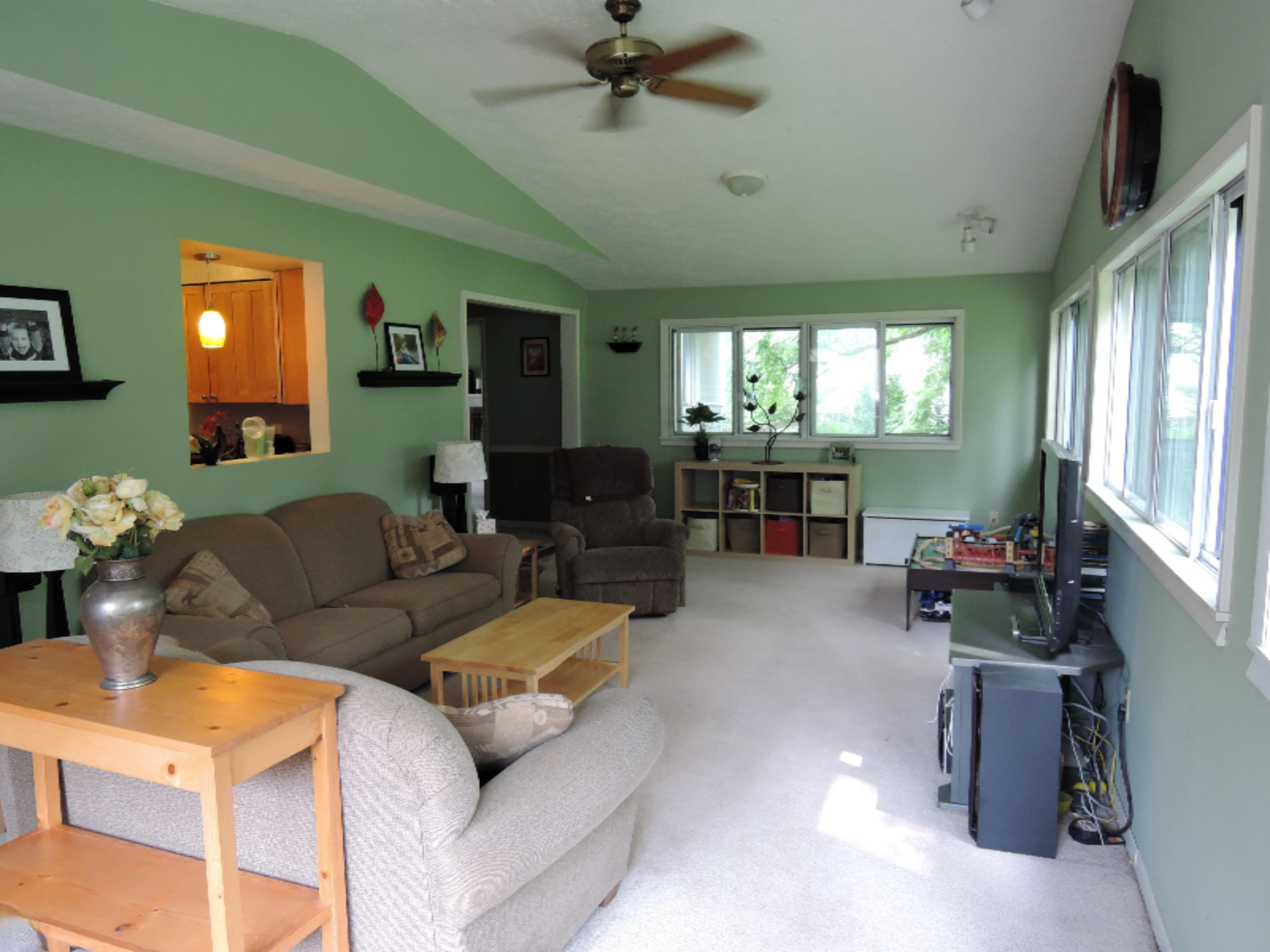 3814 Stonegate Road Kalamazoo, MI 49004 - Photo 10 of 34 3814 Stonegate