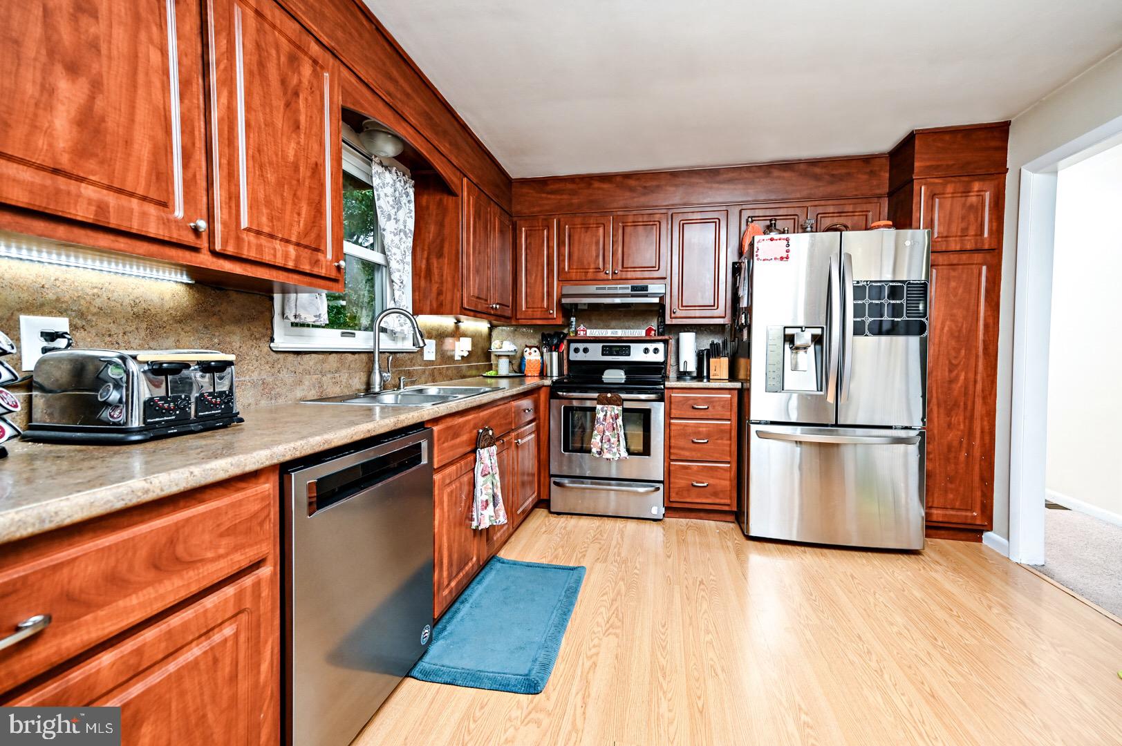 1426 Woodmere Road Pottstown, PA 19464 - Photo 18 of 30