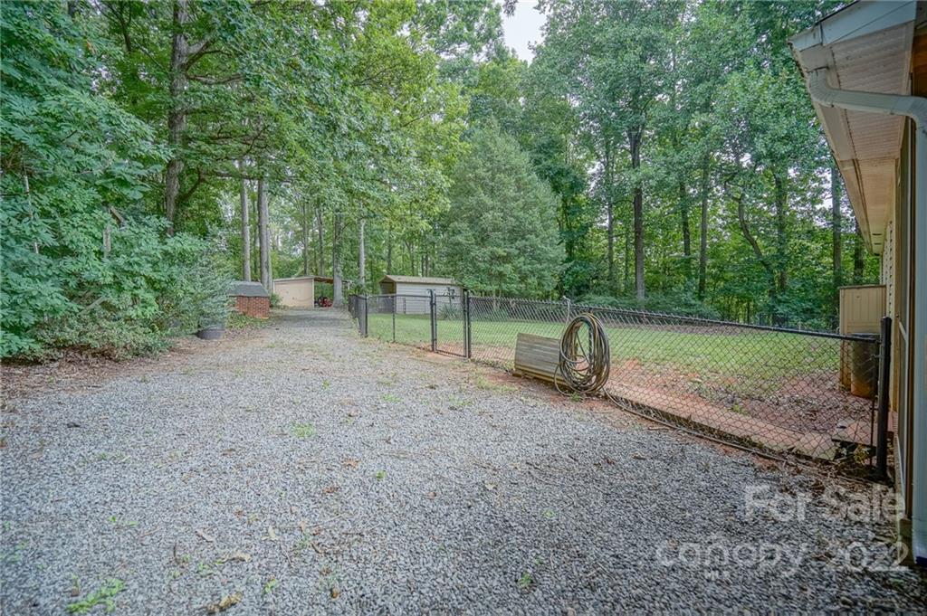 11100 Coble Road Charlotte, NC 28227 - Photo 38 of 41 Gallery Image 38