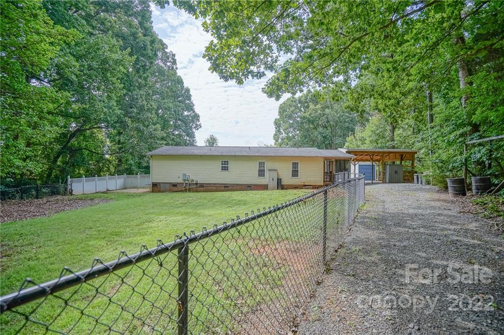 11100 Coble Road Charlotte, NC 28227 - Photo 39 of 41 Gallery Image 39