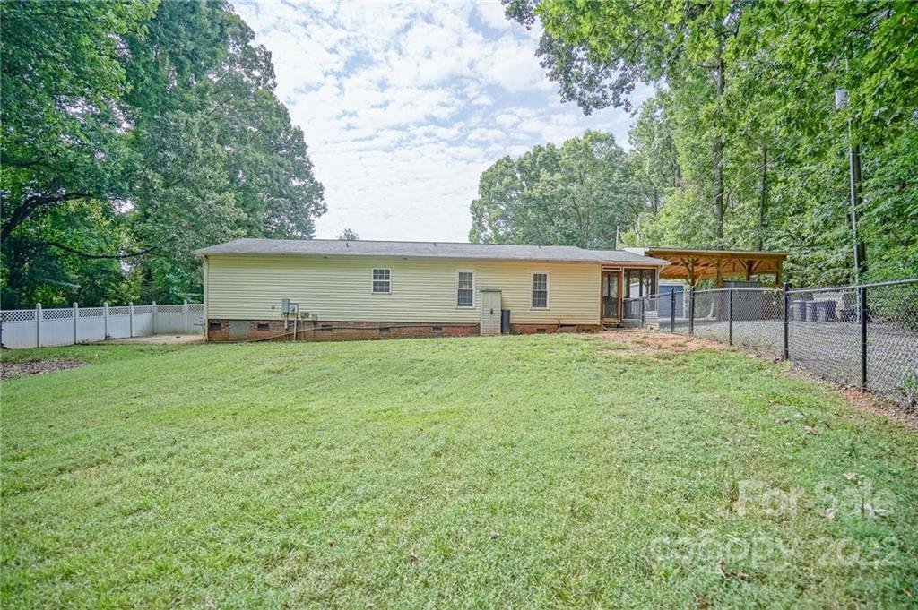11100 Coble Road Charlotte, NC 28227 - Photo 40 of 41 Gallery Image 40