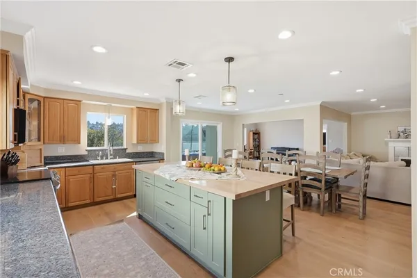$1,799,000 | 27569 Longhill Drive, Rancho Palos Verdes, CA 90275
